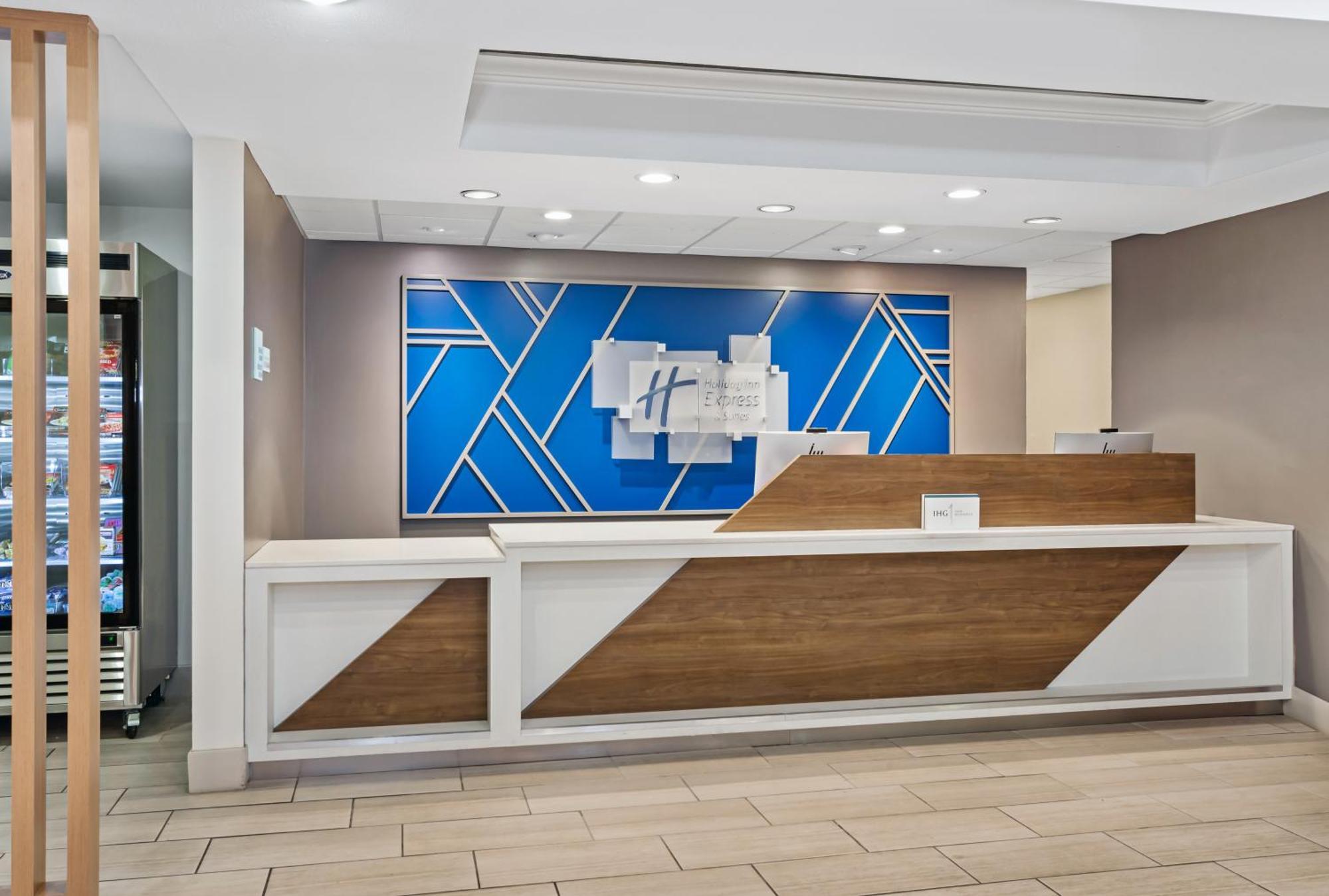 Holiday Inn Express Hotel & Suites Chicago South Lansing By Ihg Exterior foto